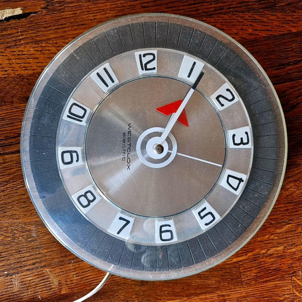 🍾 Vintage Westclox Electric functioning wall clock